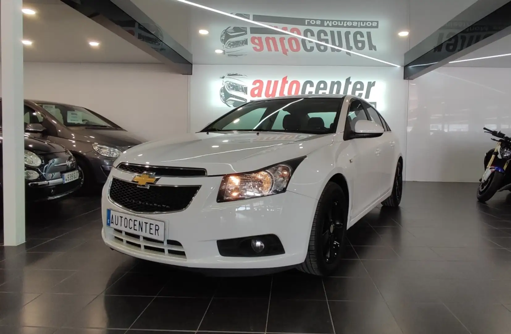 Chevrolet Cruze 2.0VCDi 16v LT Aut. 150 Bianco - 1