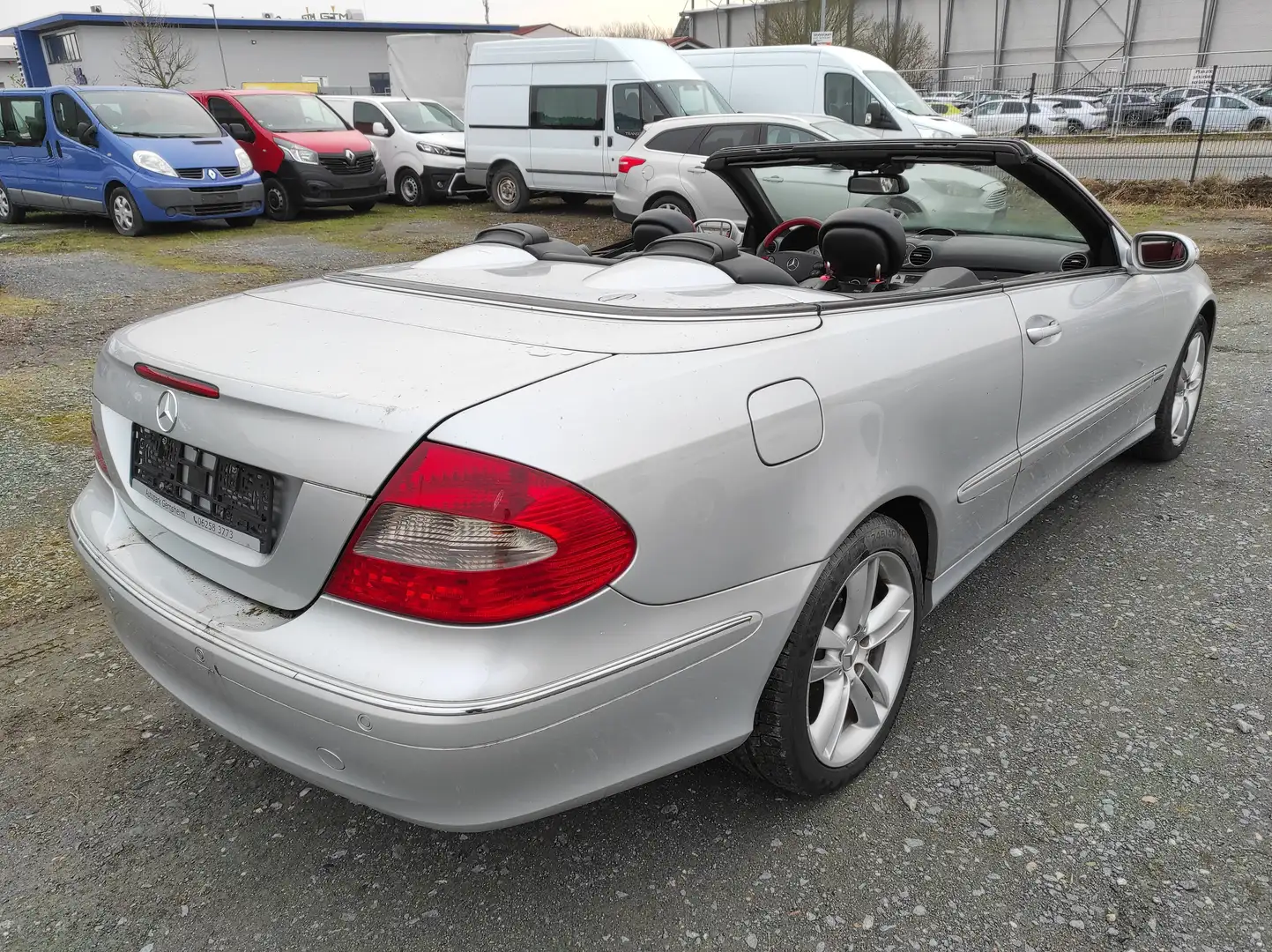 Mercedes-Benz CLK 280 CABRIO V6 AUTOMATIK LEDER KLIMAA NAVI SHZ Grau - 2