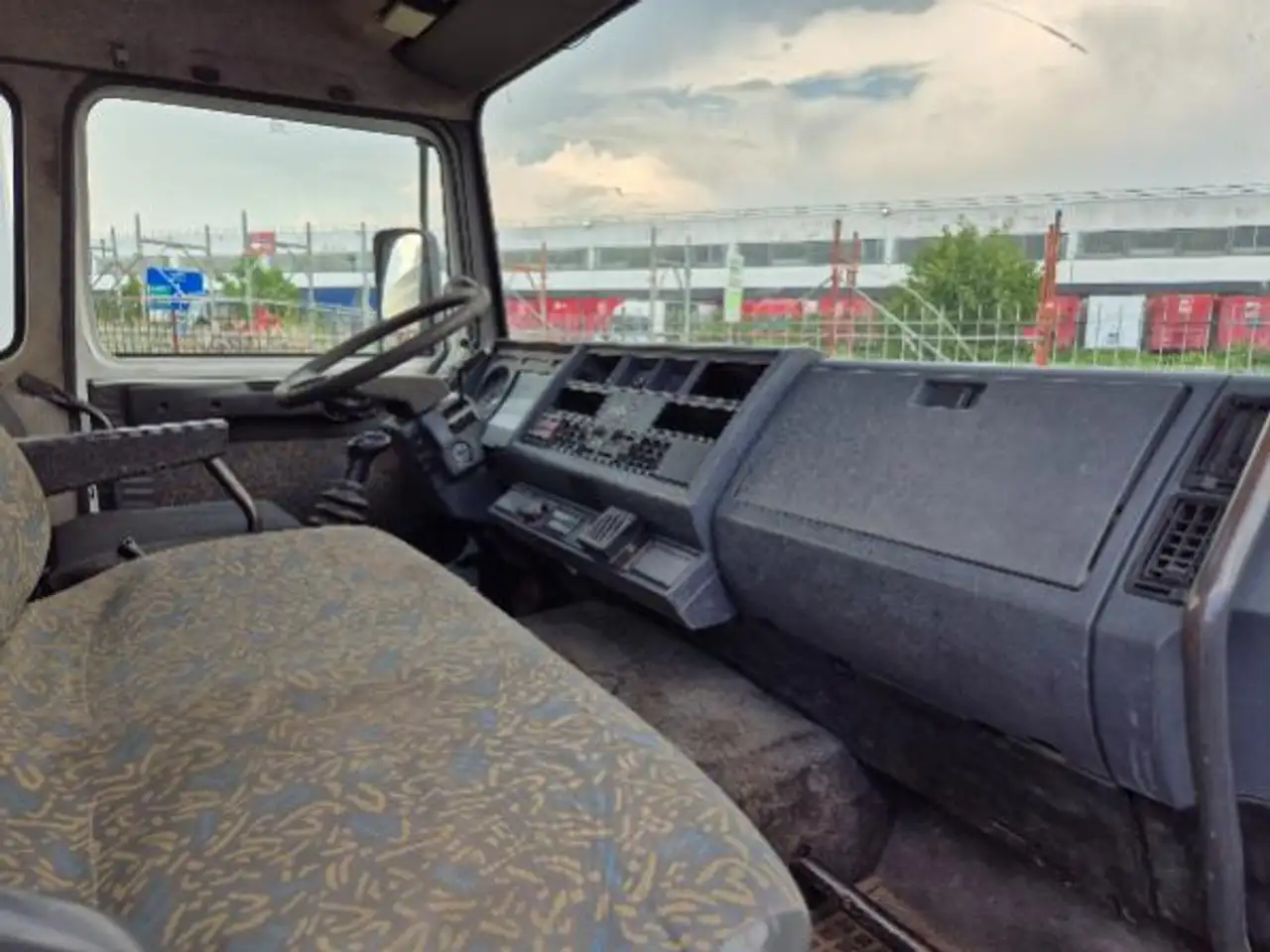 Renault M 180 GRU 14 mt - Ribaltabile trilaterale, foto 8