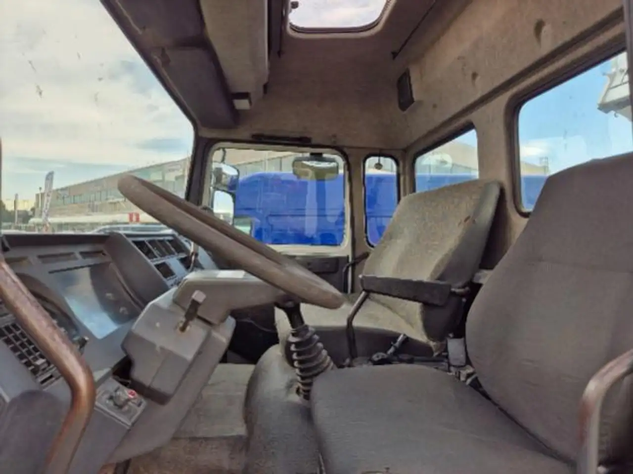 Renault M 180 GRU 14 mt - Ribaltabile trilaterale, foto 10