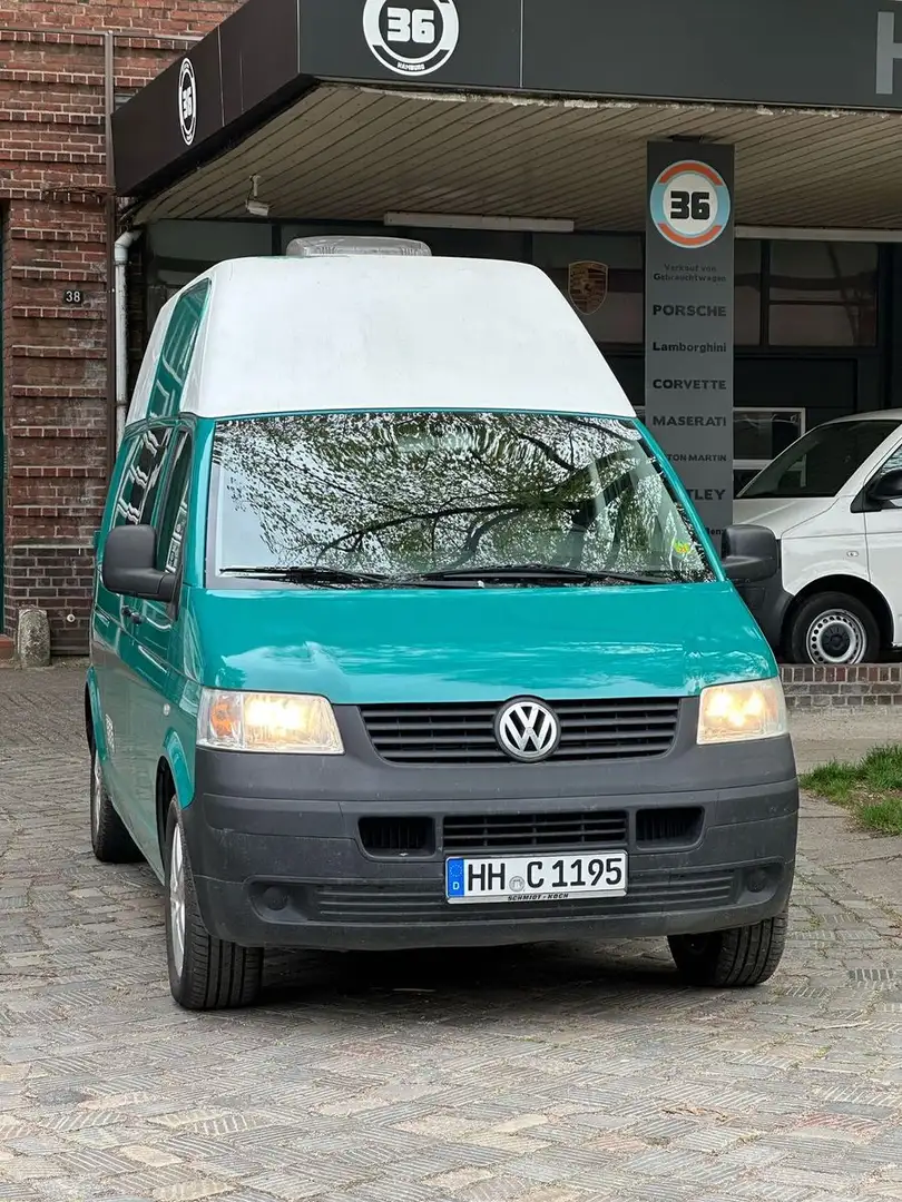 Volkswagen T5 Hochdach mit VW California Ausbau Grün - 2