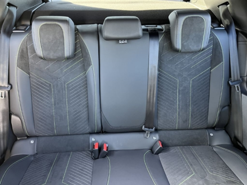 Peugeot 2008 e- Elektro 156 GT Navi Leder 360 Kamera Massagesit — photo 9