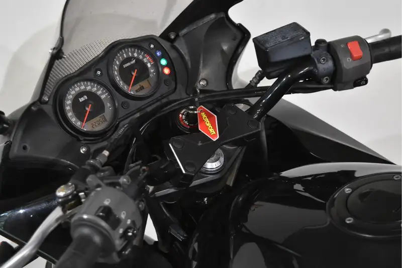 Kawasaki Z750 - foto 6