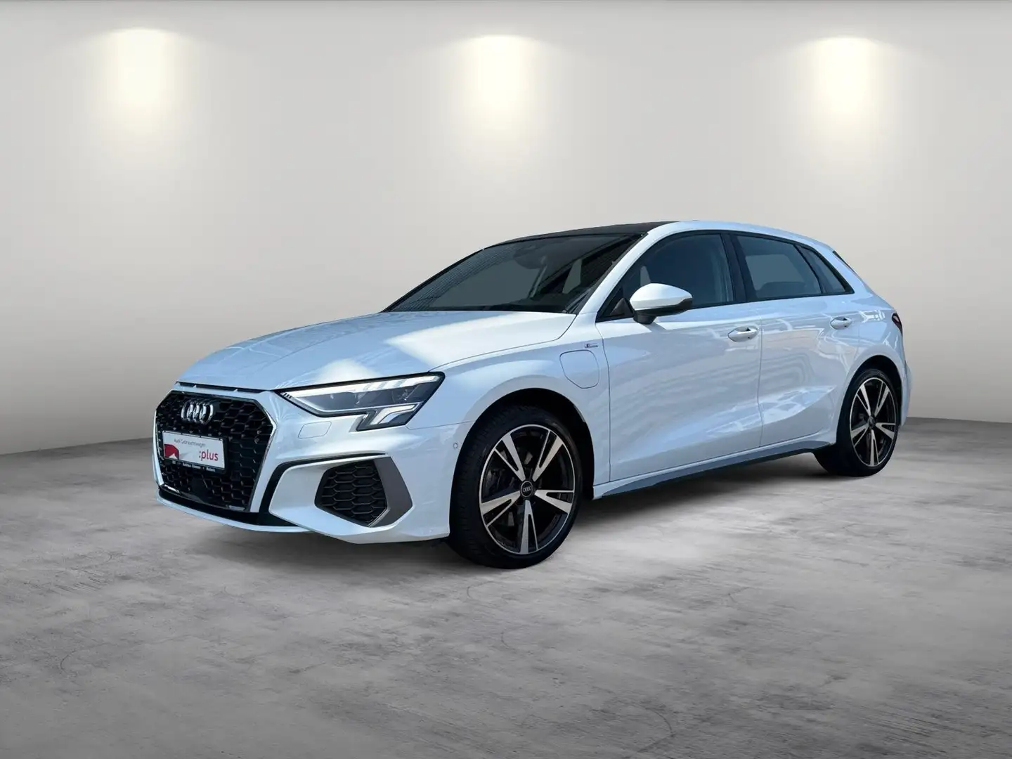 Audi A3 S line 40TFSIe LED PANO NAV ACC Weiß - 2