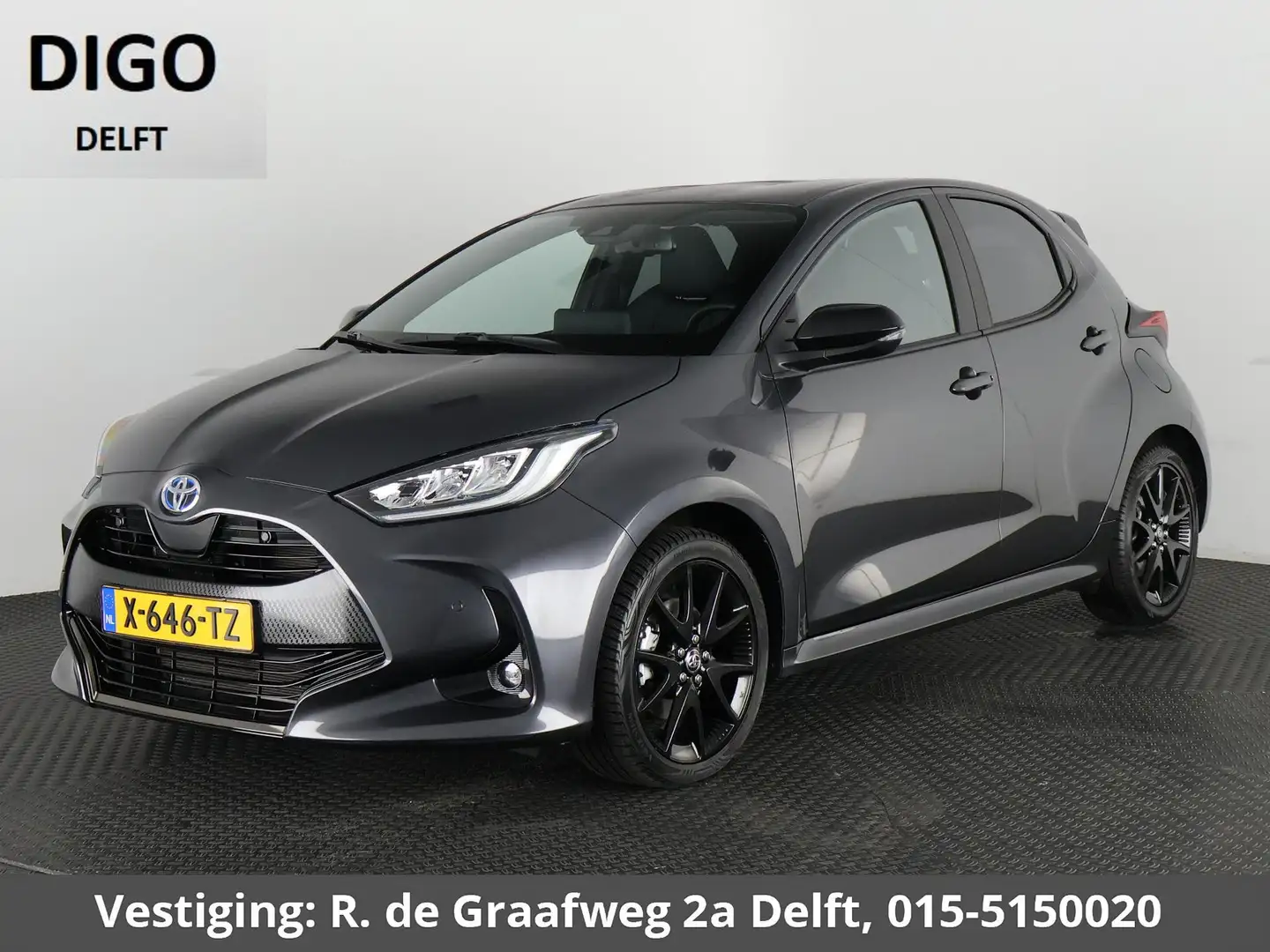 Toyota Yaris 1.5 Hybrid Executive | 1e eigenaar | Half Leder | Grijs - 1