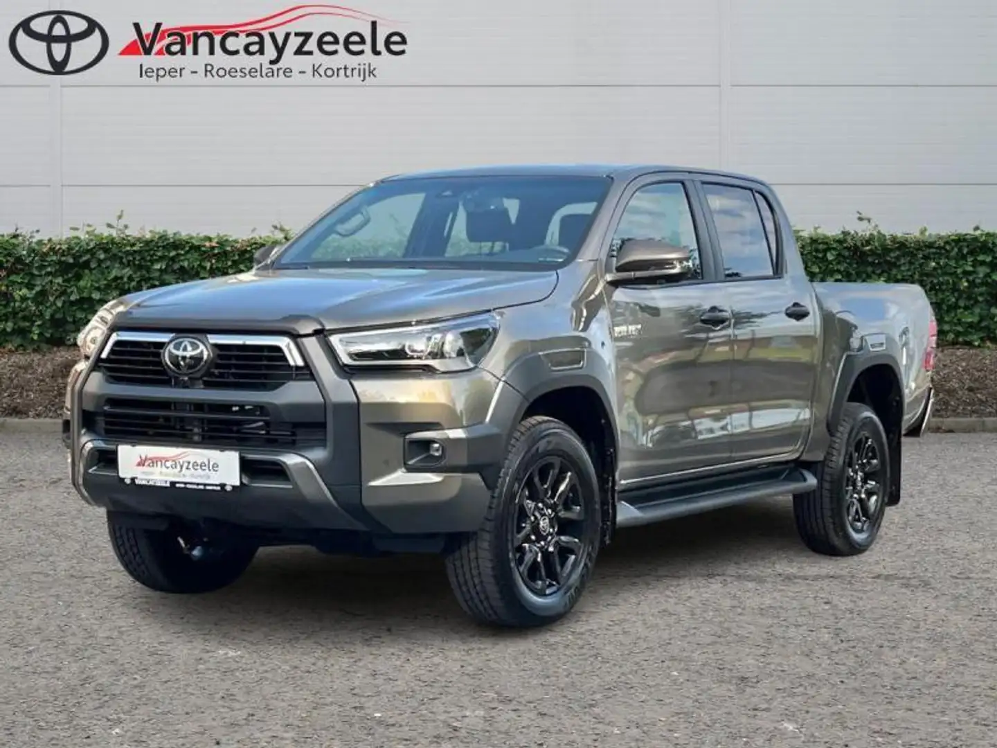 Toyota Hilux invincible+trekhaak+cam+nav+se Bronze - 1