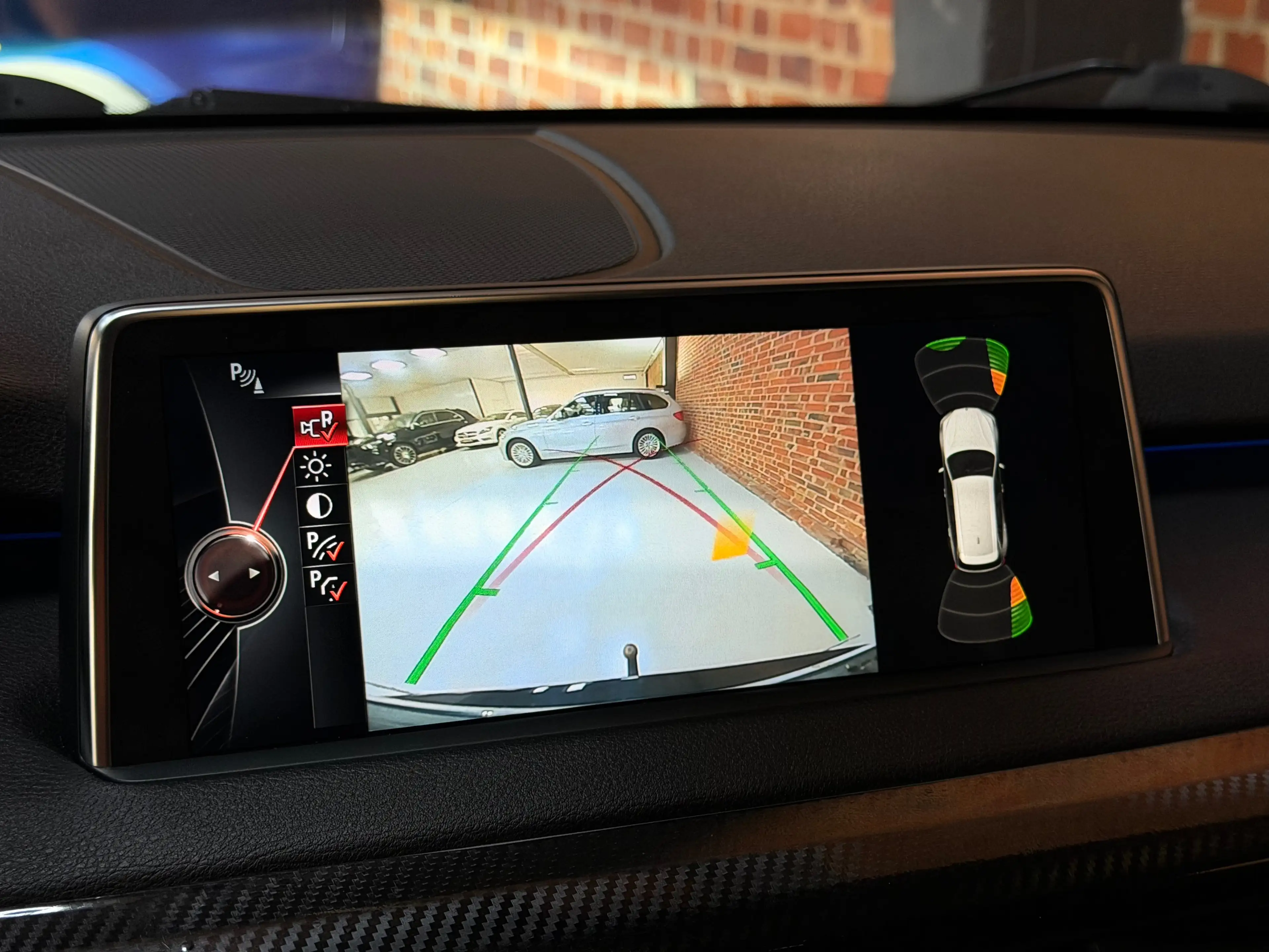 BMW X5 — photo 13