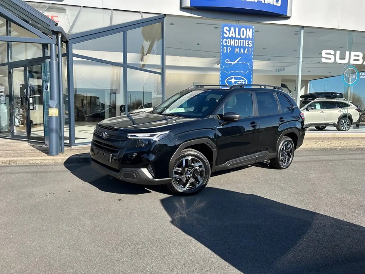 Subaru Forester 2.0i e-Boxer Luxury CVT | MY25 | 8 jaar garantie Nero - 1
