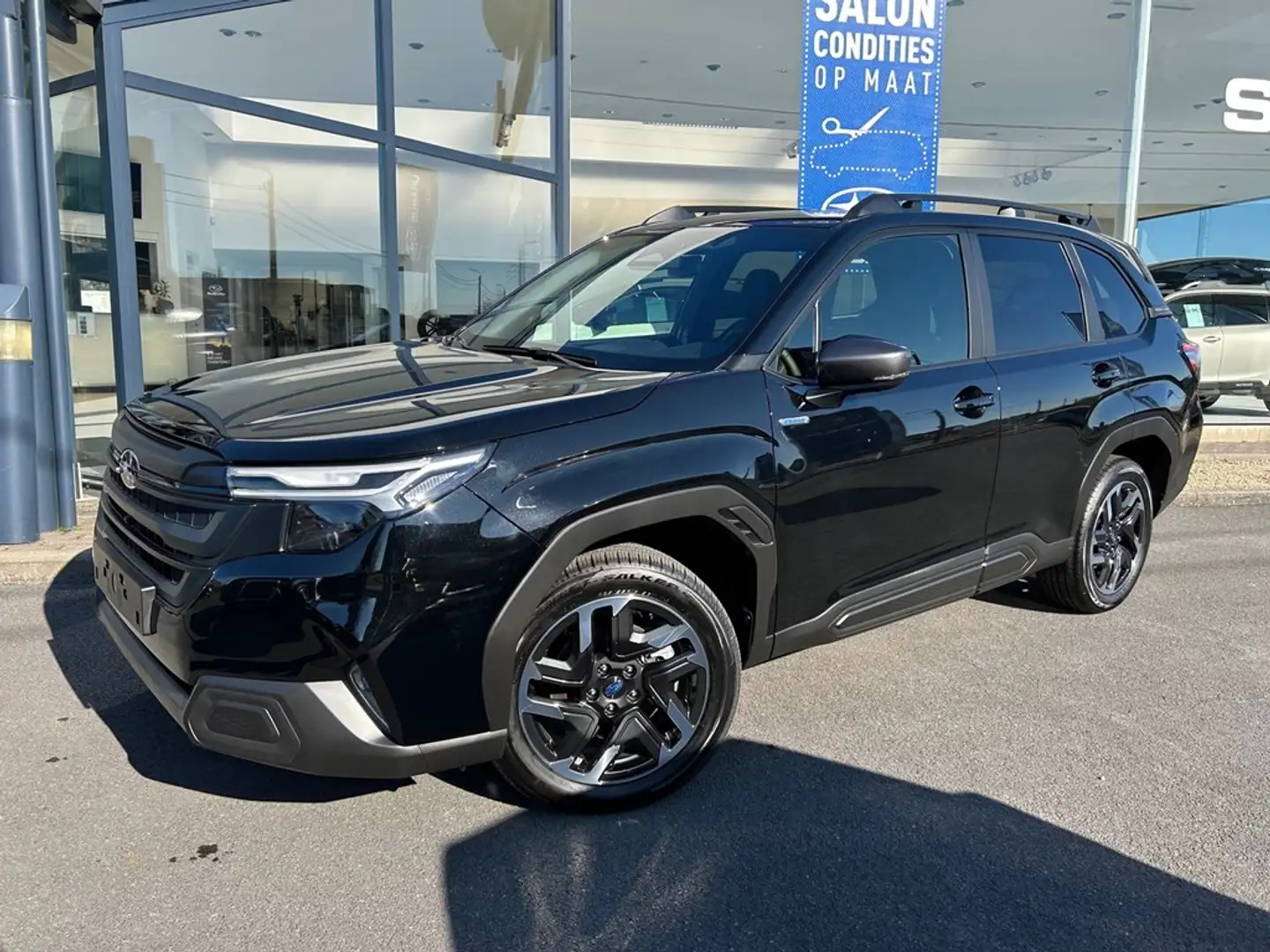 Subaru Forester 2.0i e-Boxer Luxury CVT | MY25 | 8 jaar garantie Nero - 2