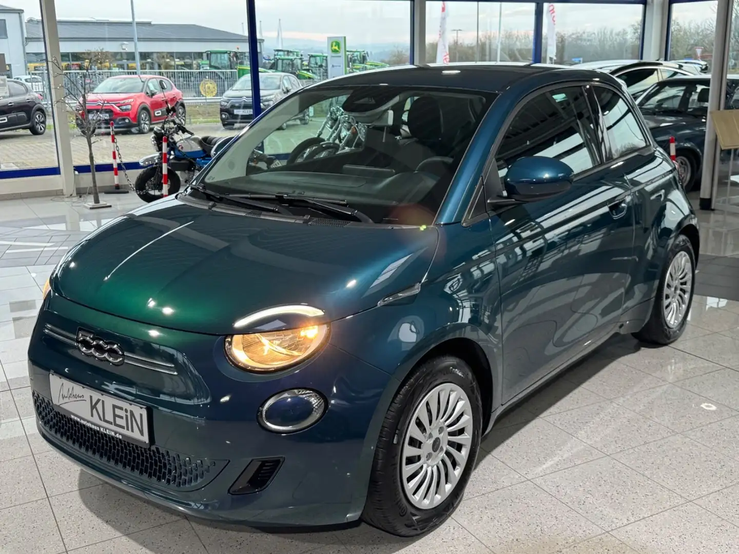 Fiat 500e Basis CARPLAY*OZEAN GRÜN*TEMPOMAT*43 kWh* Grün - 2