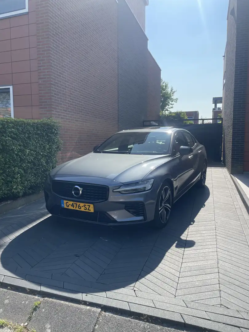 Volvo S60 2.0 T8 hybride R-Design 394pk met garantie en btw Grigio - 2