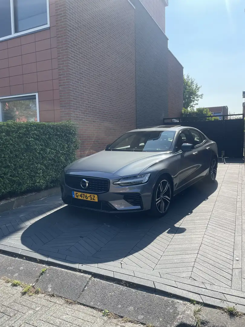 Volvo S60 2.0 T8 hybride R-Design 394pk met garantie en btw Grigio - 1
