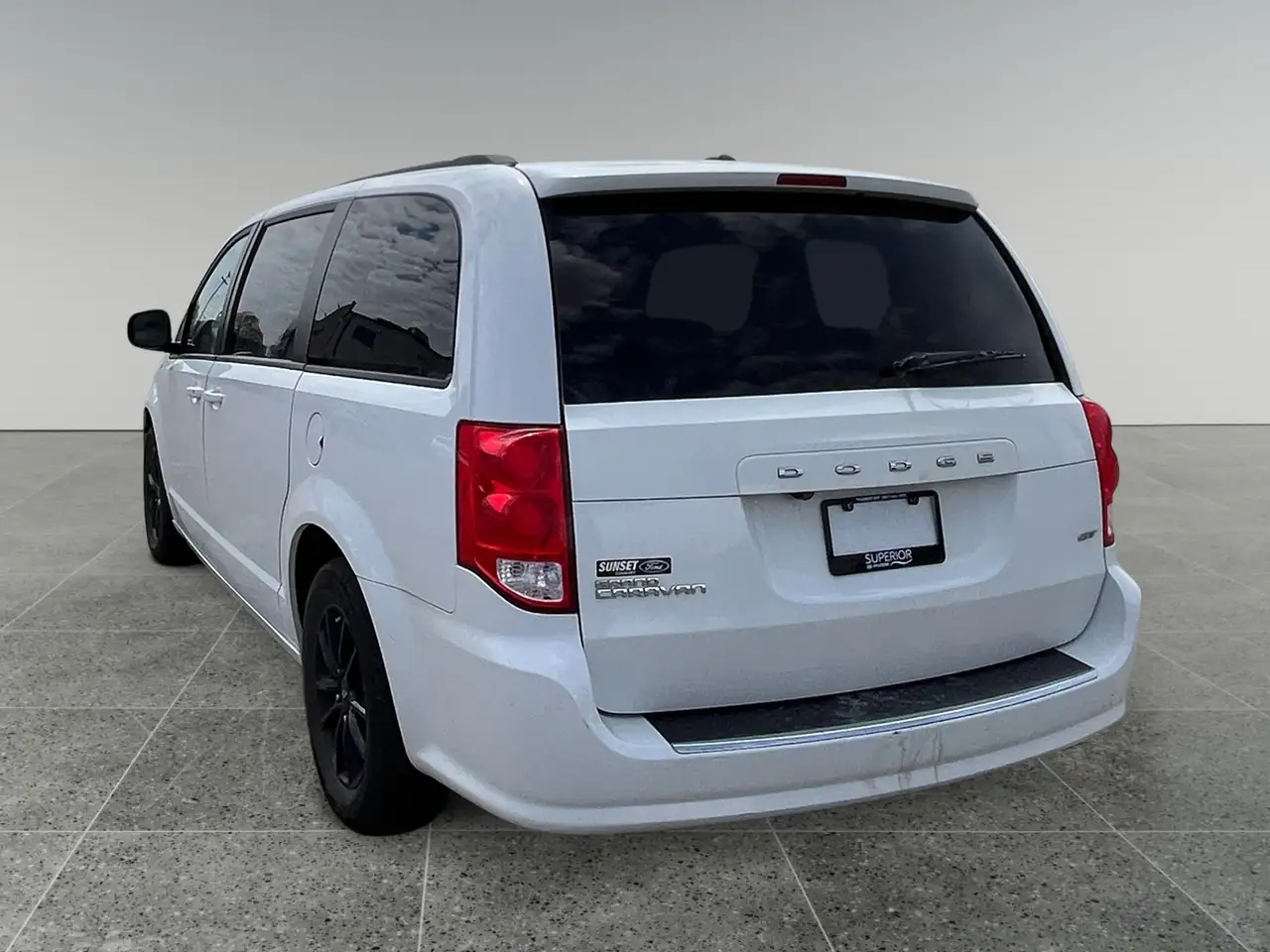 Dodge Grand Caravan photo Dodge Grand Caravan