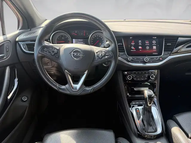 Opel Astra view 13