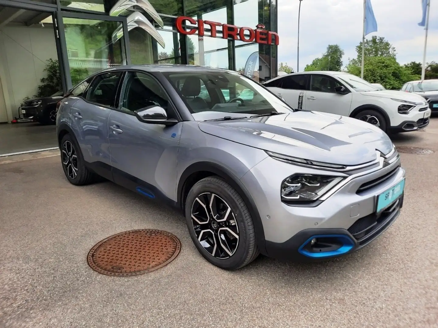 Citroen C4 e-C4 Elektro 136 Feel Grau - 2