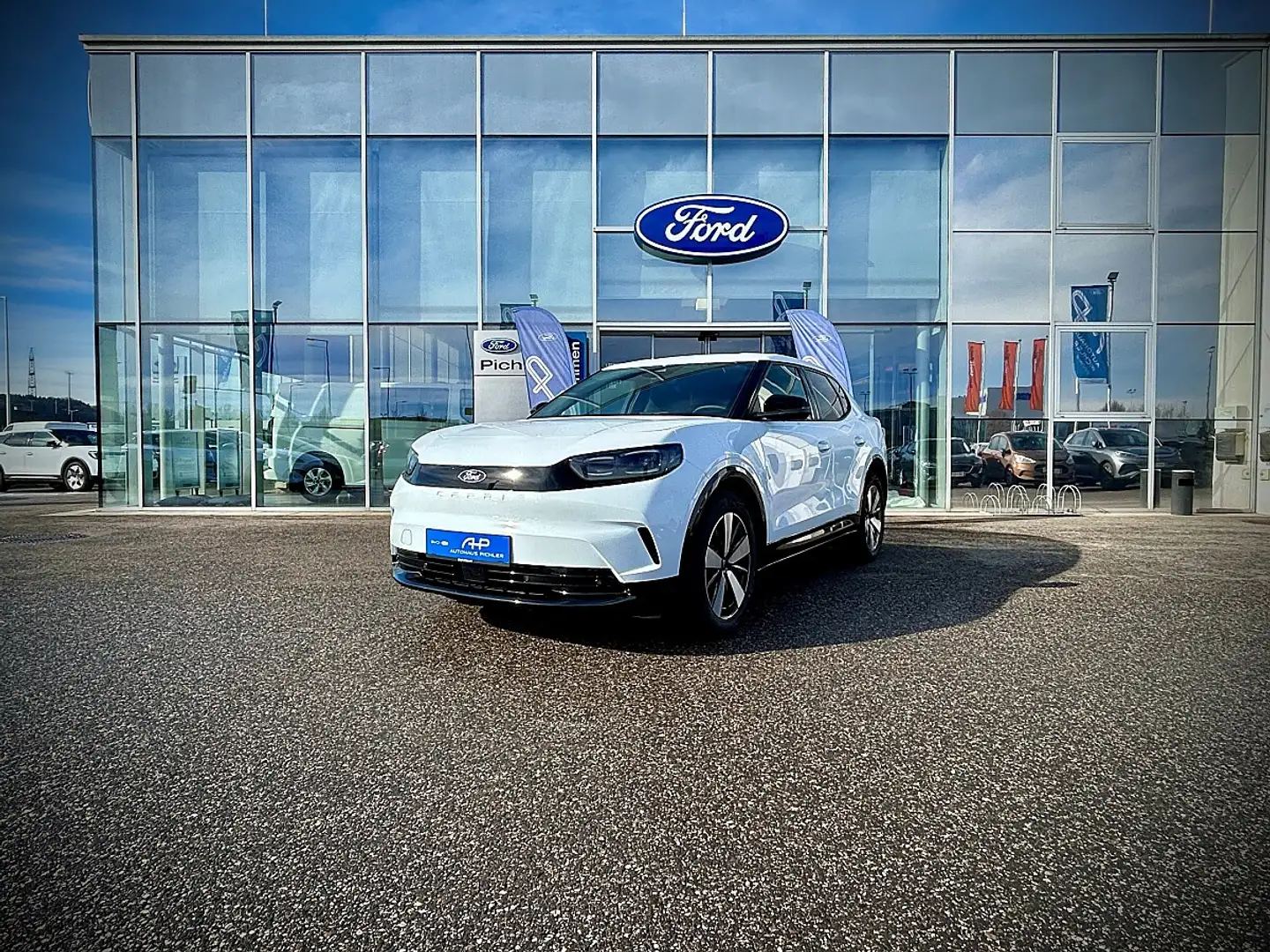 Ford Capri Elektro 77kWh 286PS Extended Range Select LEASI... Weiß - 2
