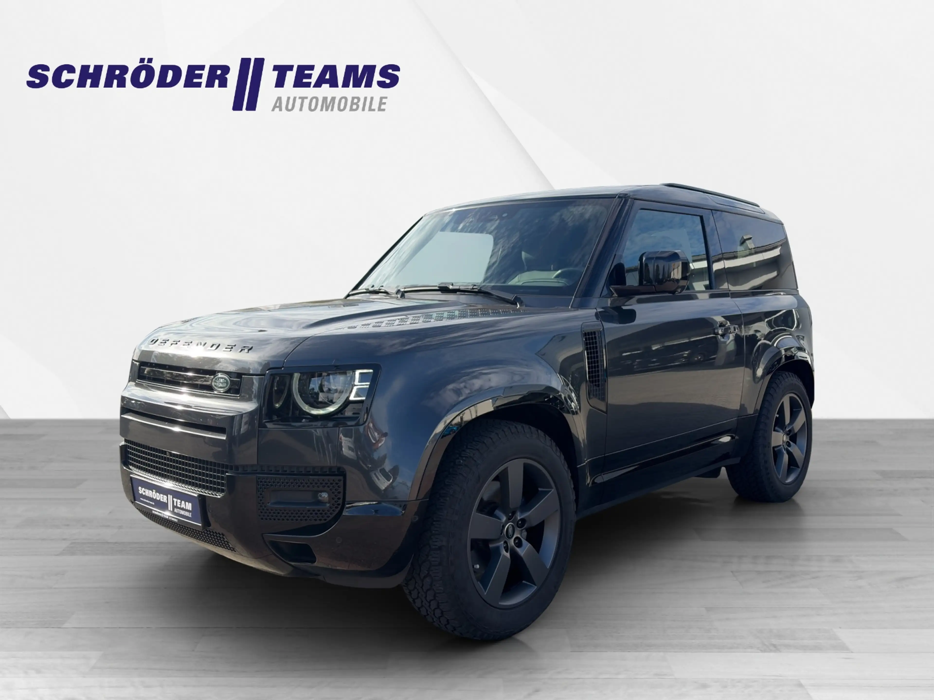 Land Rover Defender 90 X-Dynamic SE