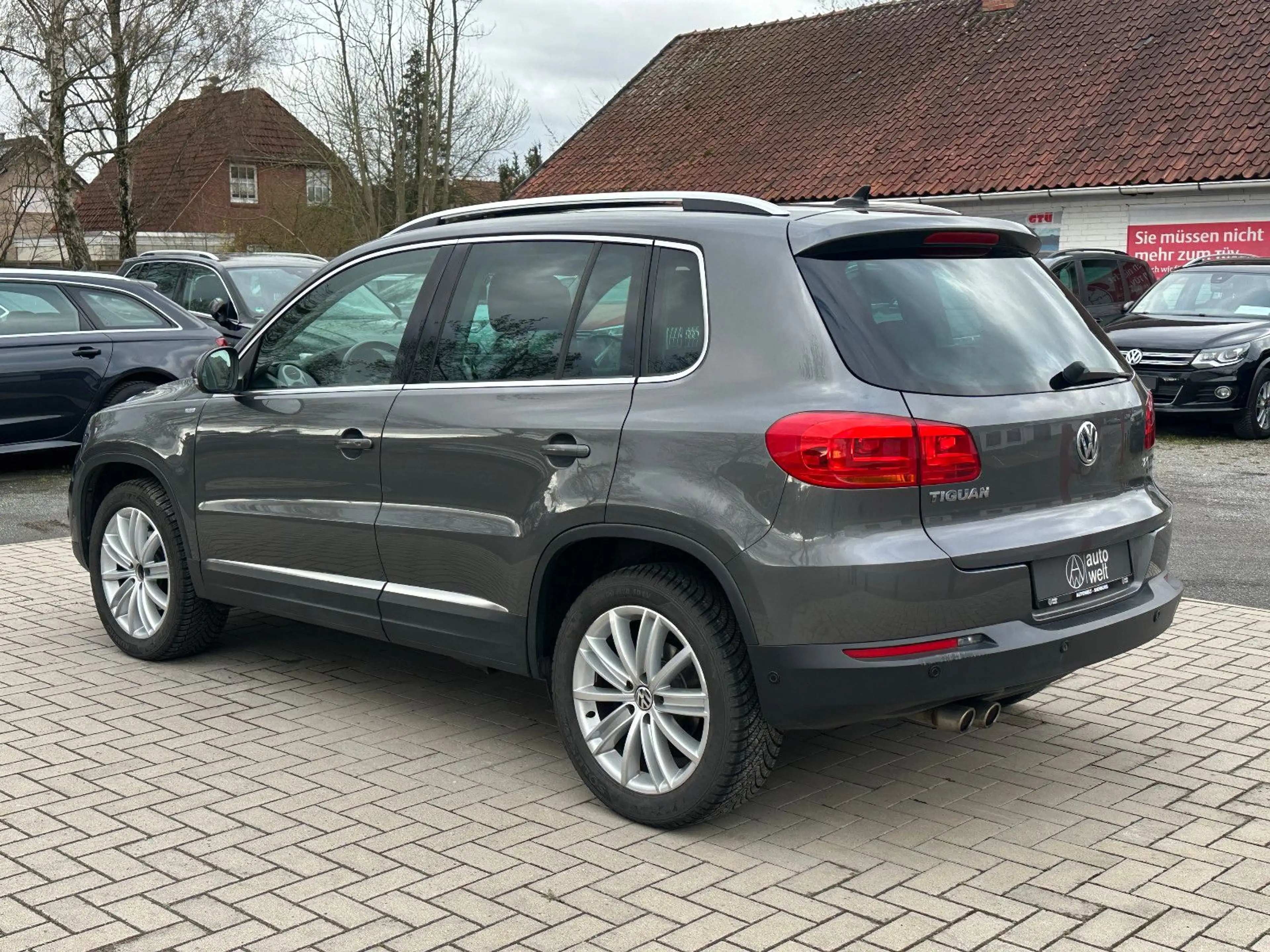 Volkswagen Tiguan 2.0TDI, DSG, 4x4, Kamera, TÜV+Service neu — photo 3