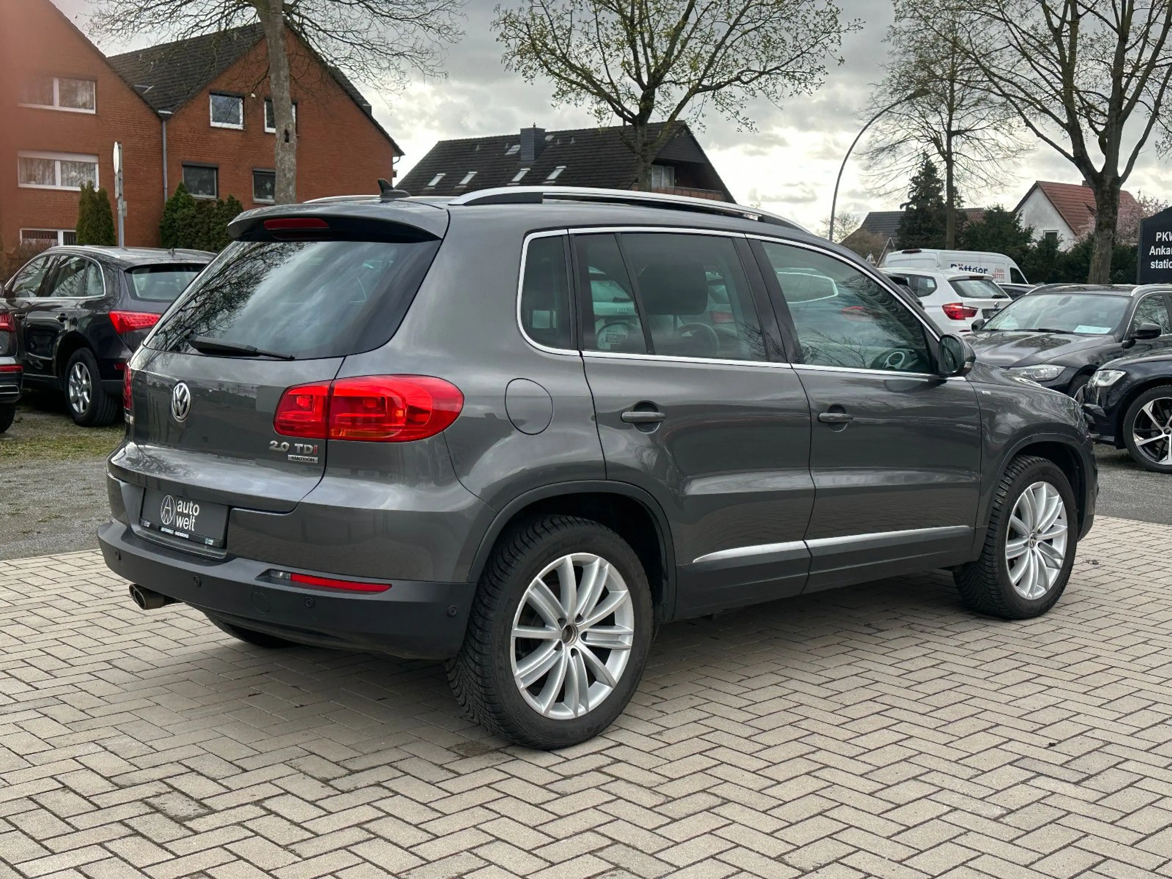 Volkswagen Tiguan 2.0TDI, DSG, 4x4, Kamera, TÜV+Service neu — photo 5
