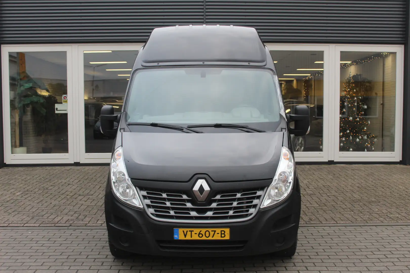 Renault Master T35 2.3 dCi L3H3, Cruise Control, Navigatie, Airco Zwart - 2