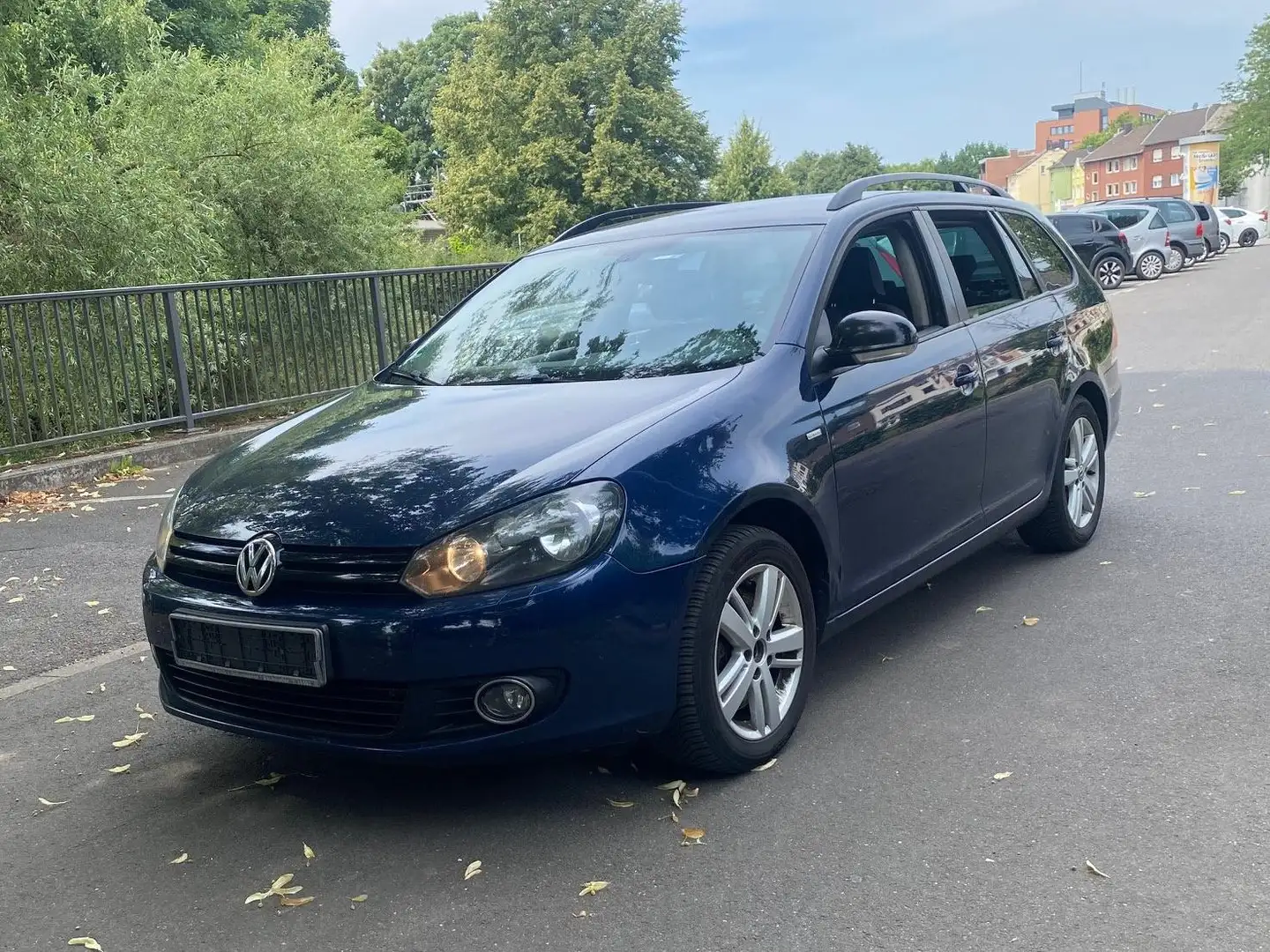 Volkswagen Golf Variant Match ,Klima, Navi, Teilleder, Alufelgen Blau - 2