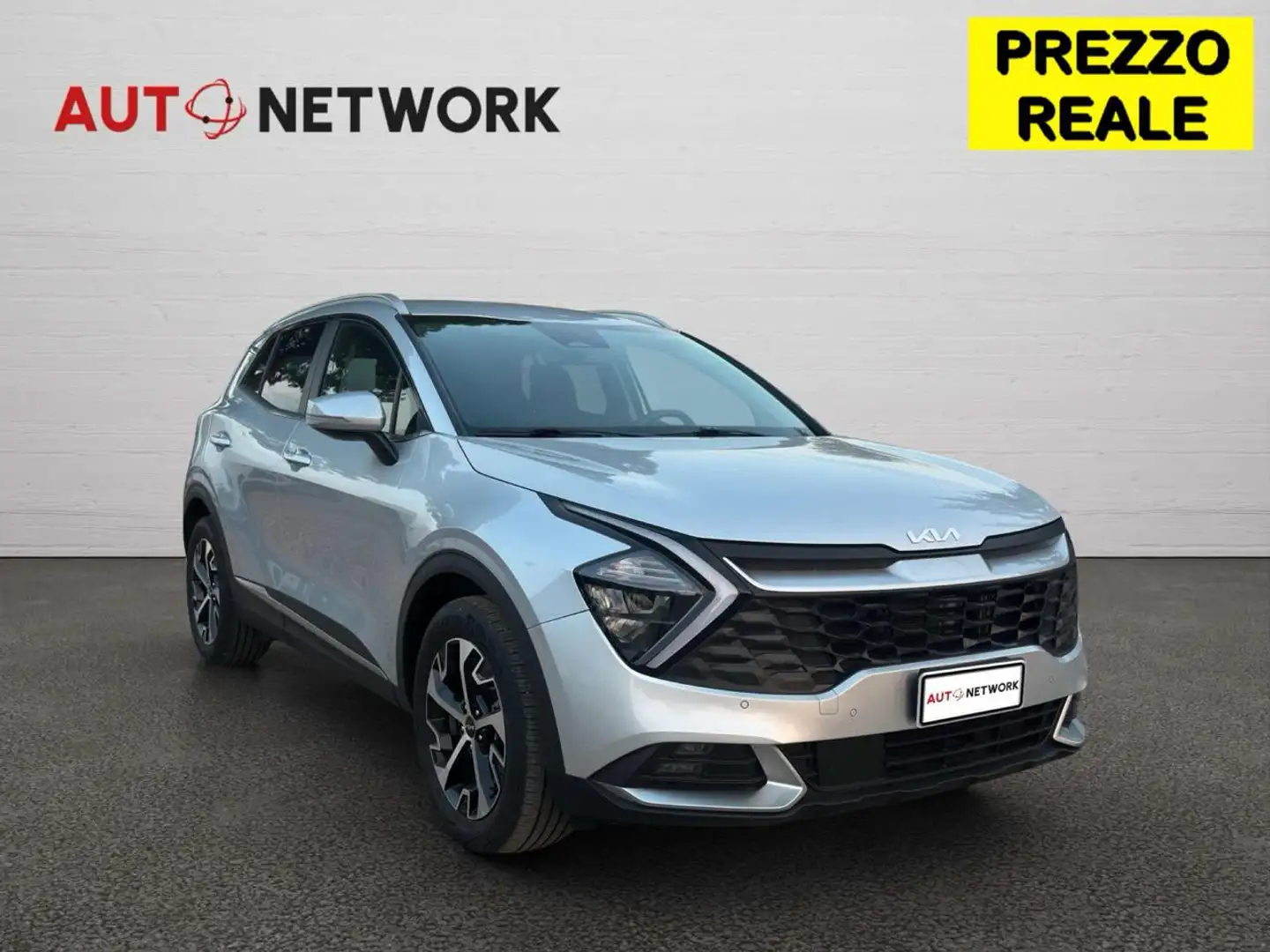 Kia Sportage 1.6 TGDi HEV AT Style Gris - 1