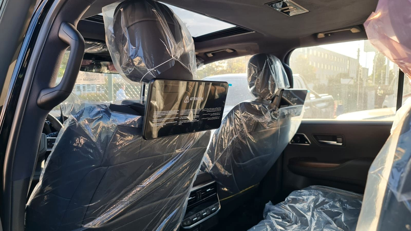 Toyota Land Cruiser 300 Premium+415HP+NEU+7SEATS+VOLL+EUreg — photo 13