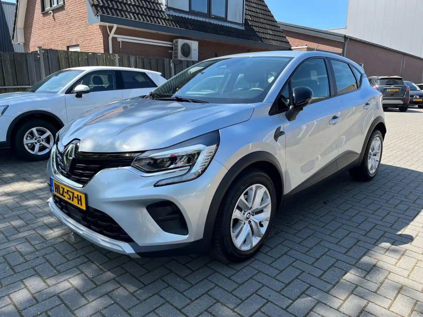 Renault Captur 1.0 TCe 90 Business Zen Navi Cruise control Zilver - 2