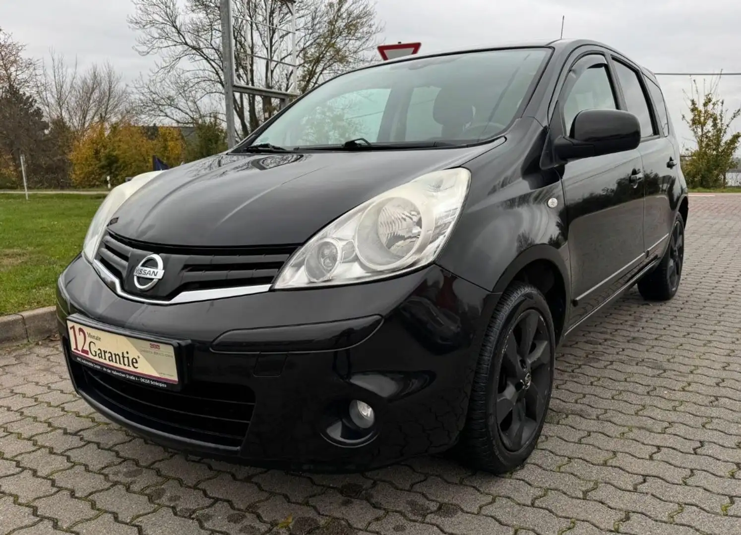 Nissan Note I-Way Schwarz - 1