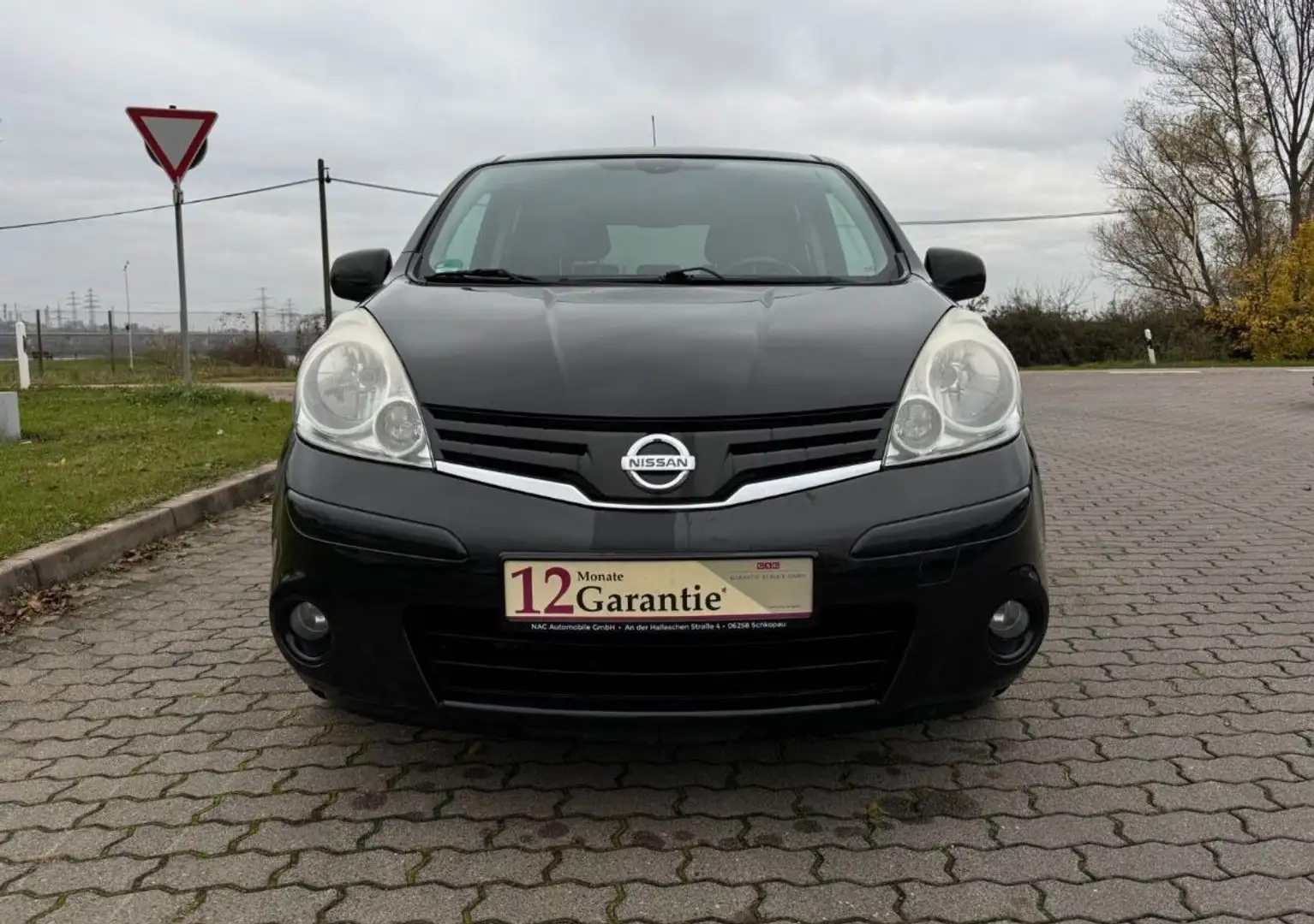 Nissan Note I-Way Schwarz - 2