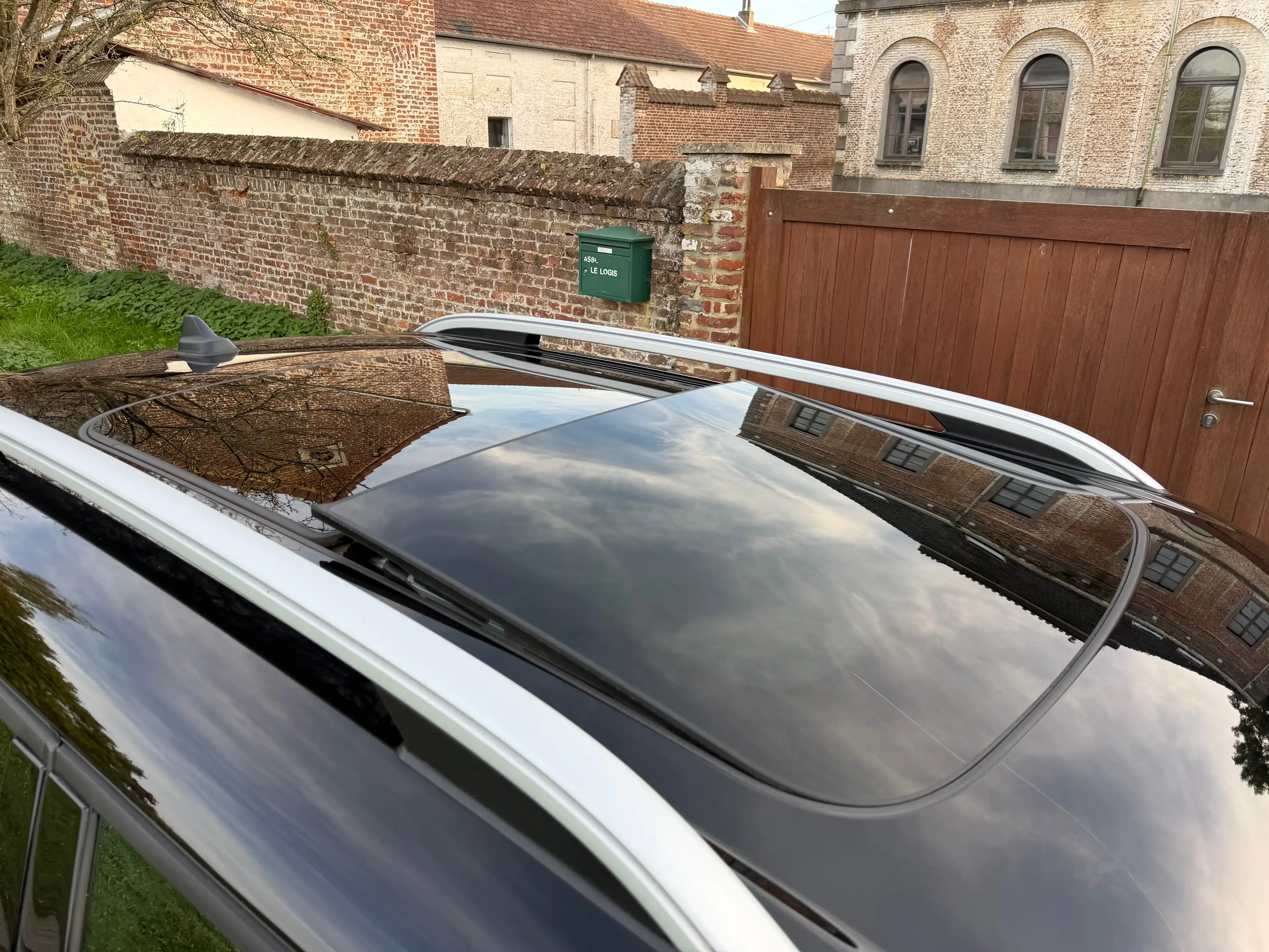 MINI Cooper Countryman 1.5 OPF *101.255 KM || PANO || HARMANKARDON || GARANTKE — photo 9