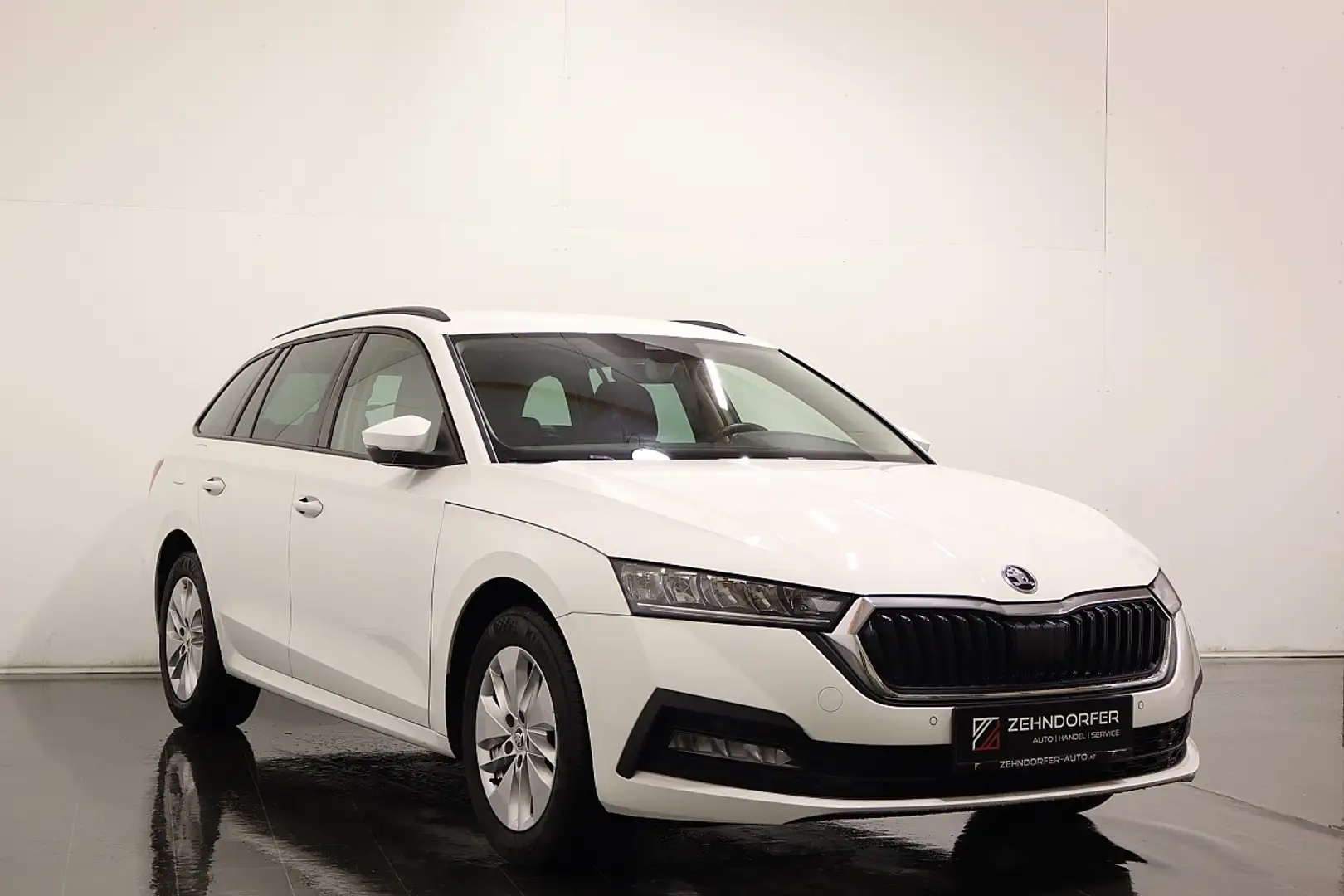 Skoda Octavia Combi 2,0 TDI Business / VIRTUAL COCKPIT / LED ... Blanc - 2
