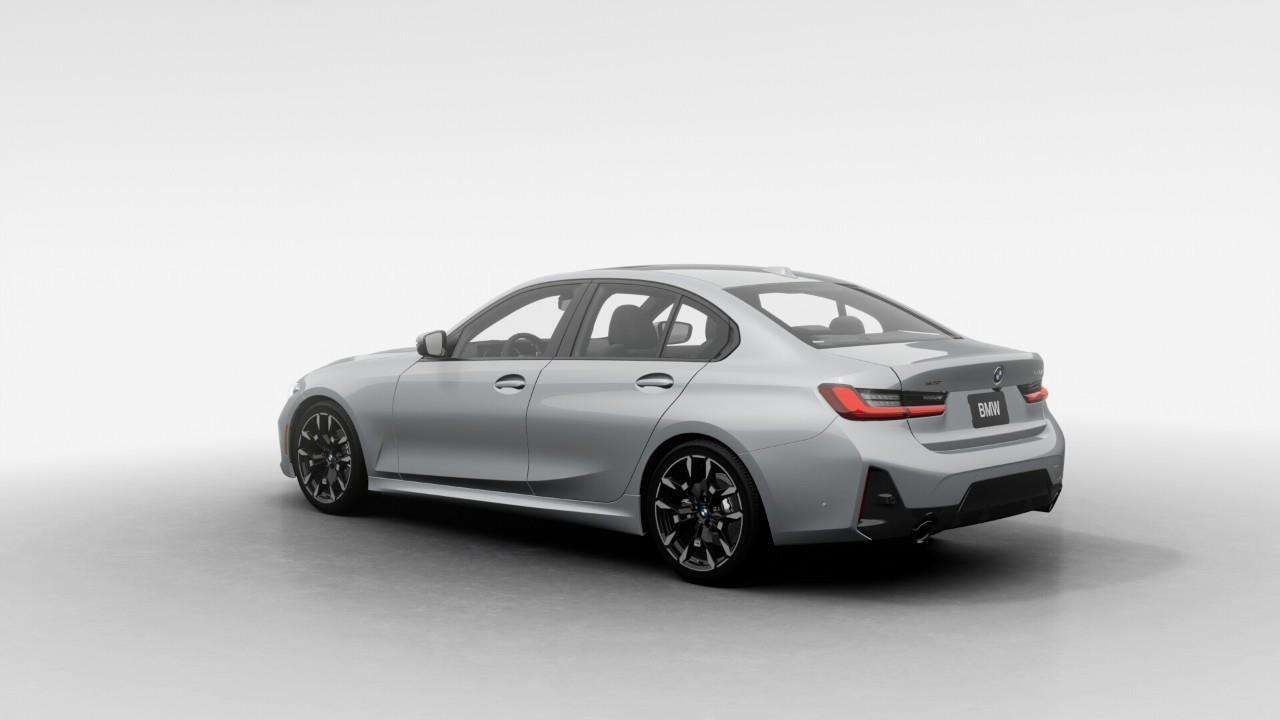 2026 BMW 3 Series 330i xDrive — снимка 1