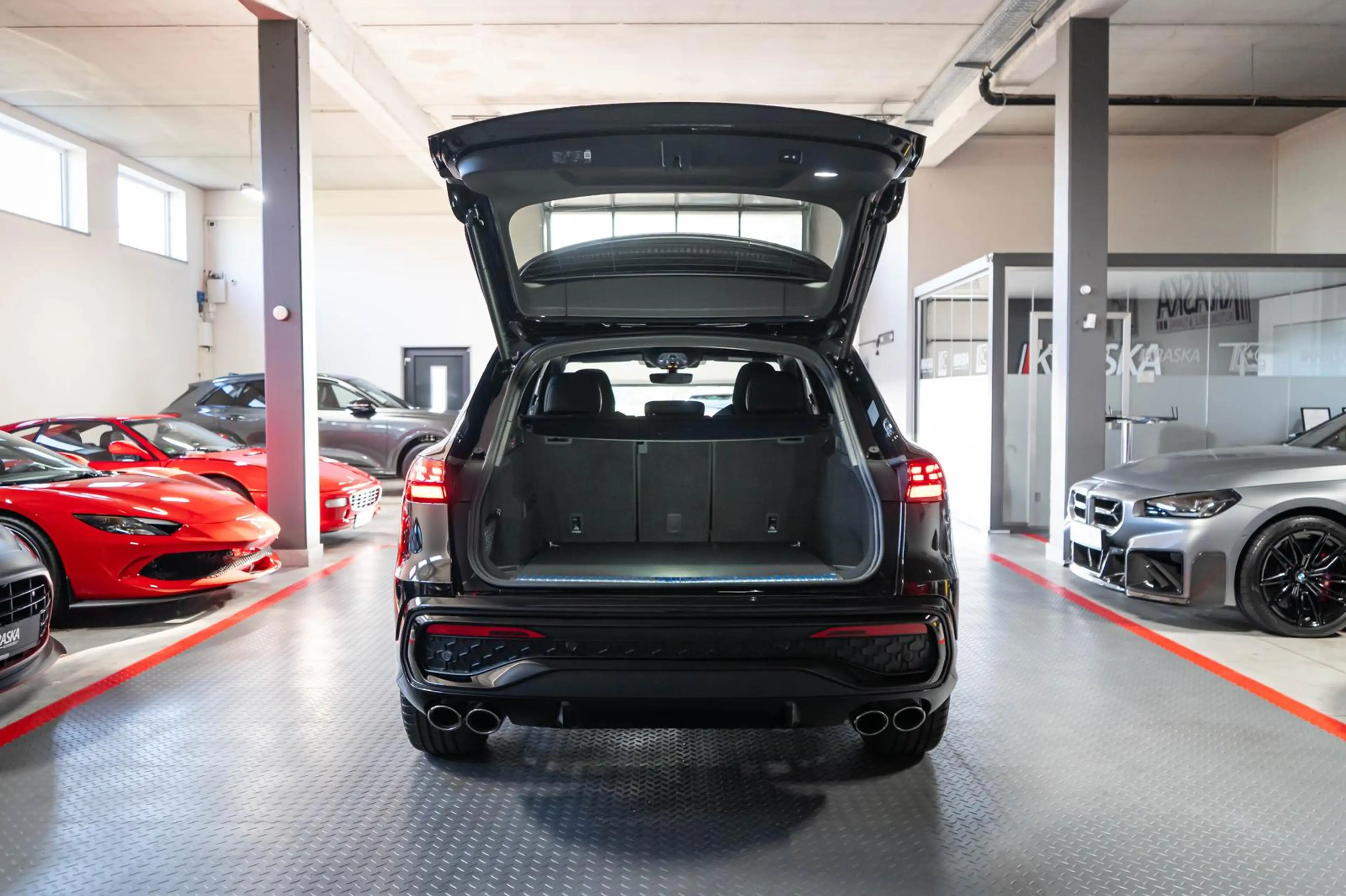 Audi SQ5 3.0 TFSI AHK HUD B&O PANO MASSAGE LUFT STHZ — photo 8