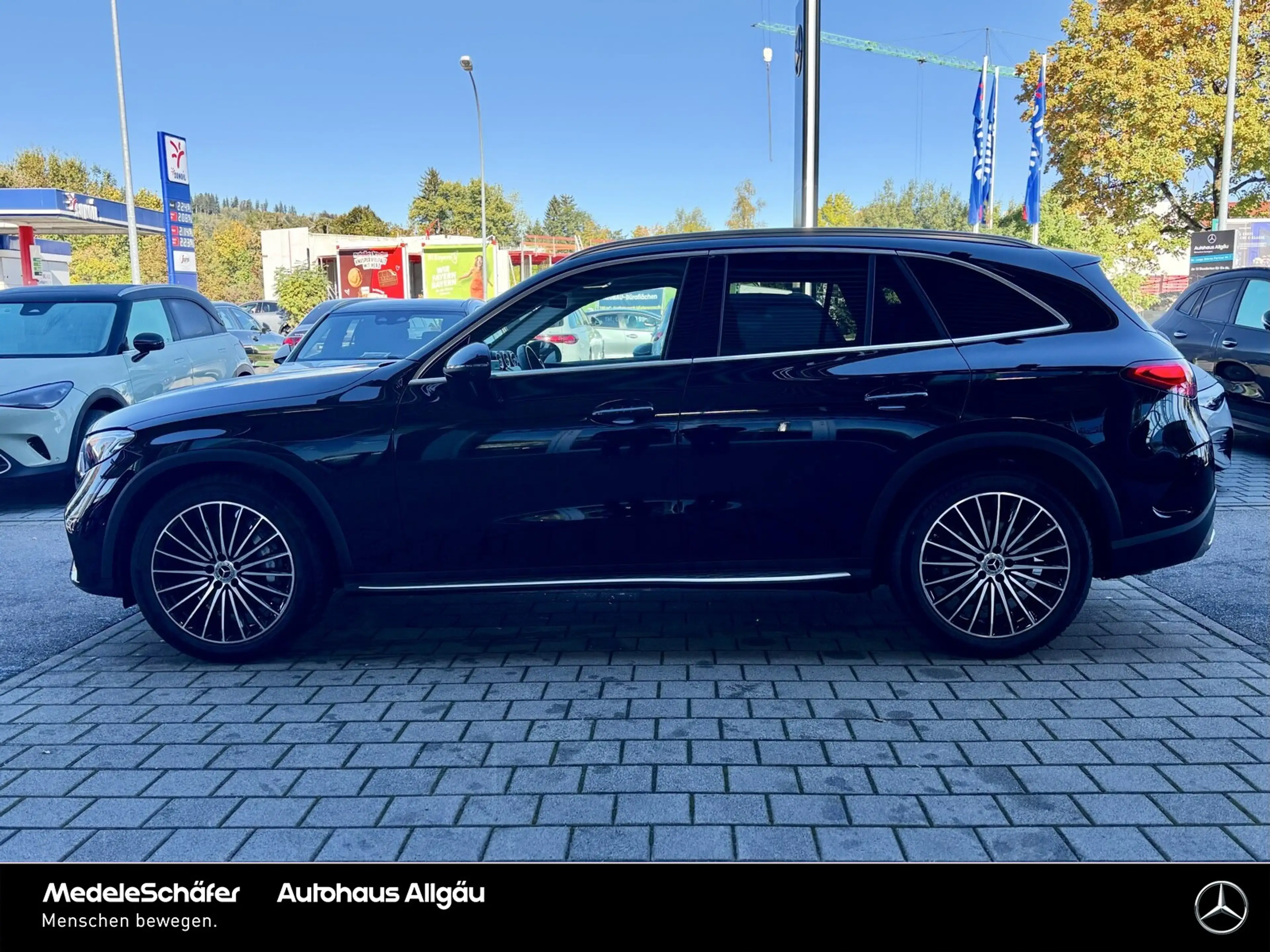 Mercedes-Benz GLC 300 GLC 300 d 4M Edition AMG 20" Pano HuD AHK 360° — photo 9
