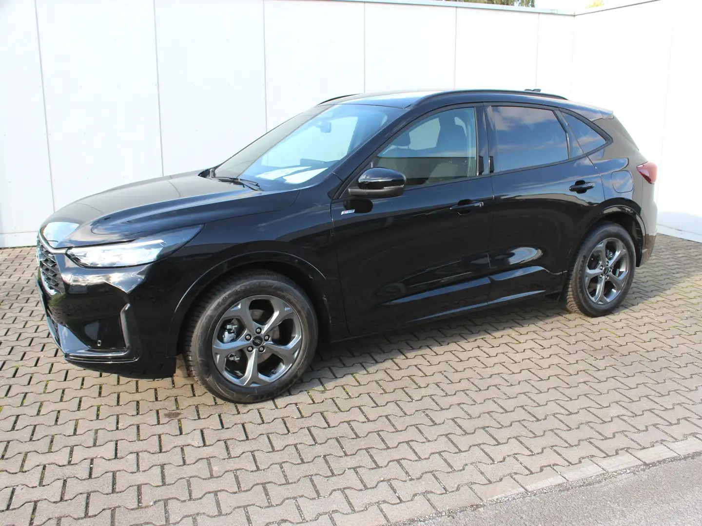 Ford Kuga ST-Line Schwarz - 2