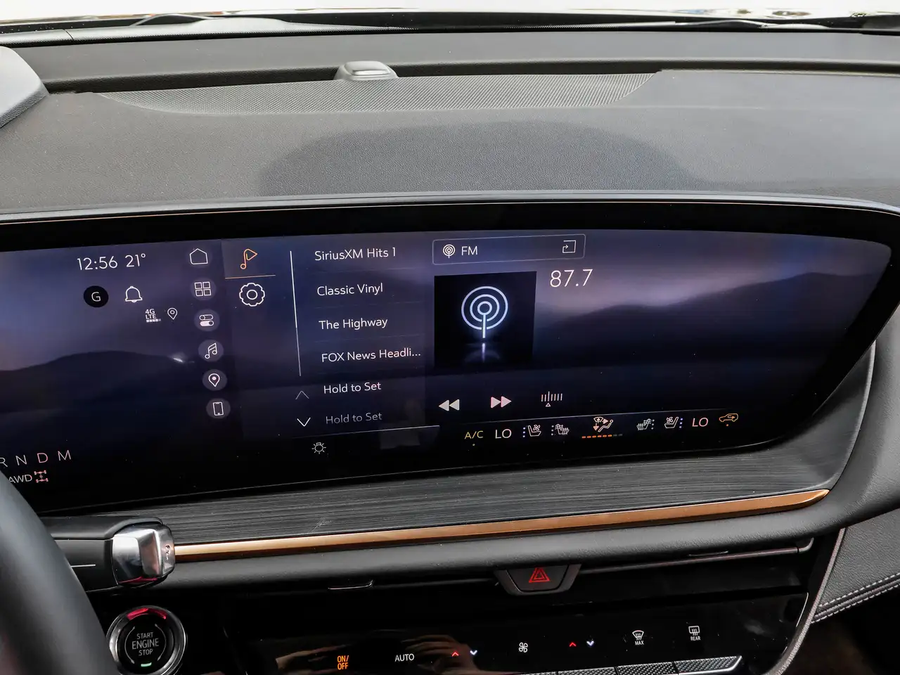 Buick Envision photo Buick Envision