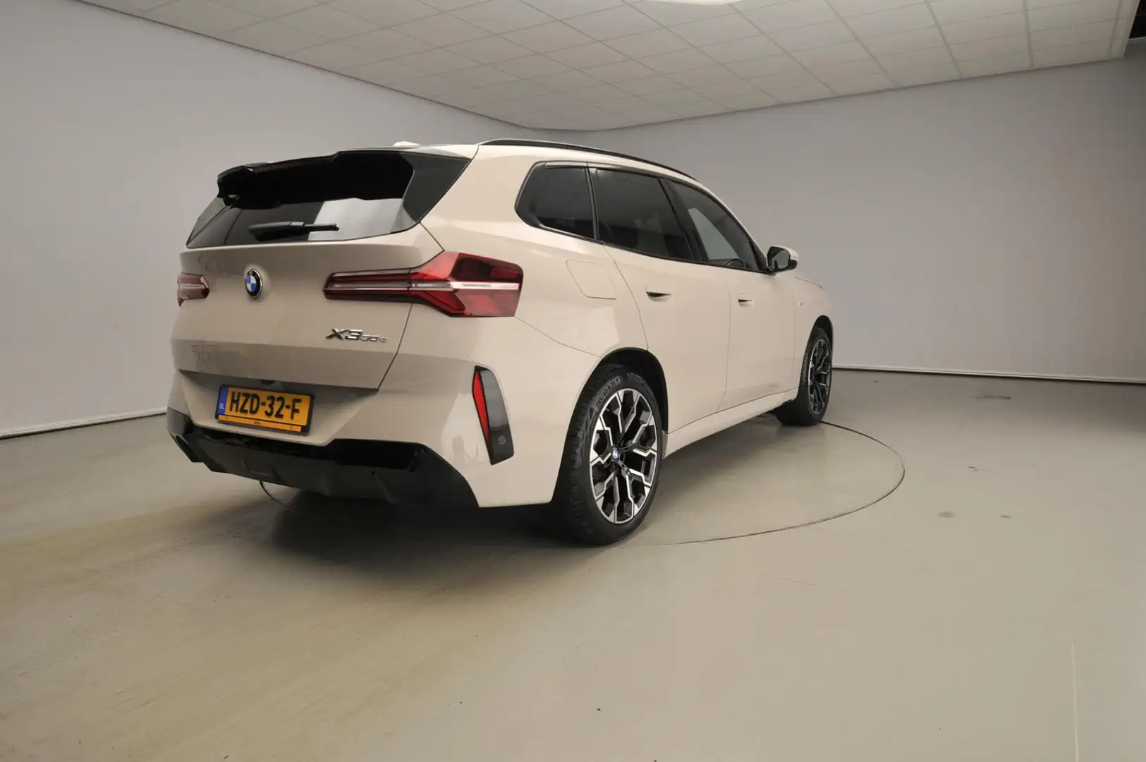 BMW X3 30e xDrive | M-Sportpakket | LED | Leder | Navigat Gris - 2