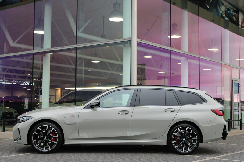 BMW 330 3 Serie Touring 330e M Sport Automaat / Panoramada — photo 15