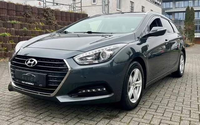 Hyundai i40 cw blue Trend *PDC v+h*SHZ* ST-Stopp