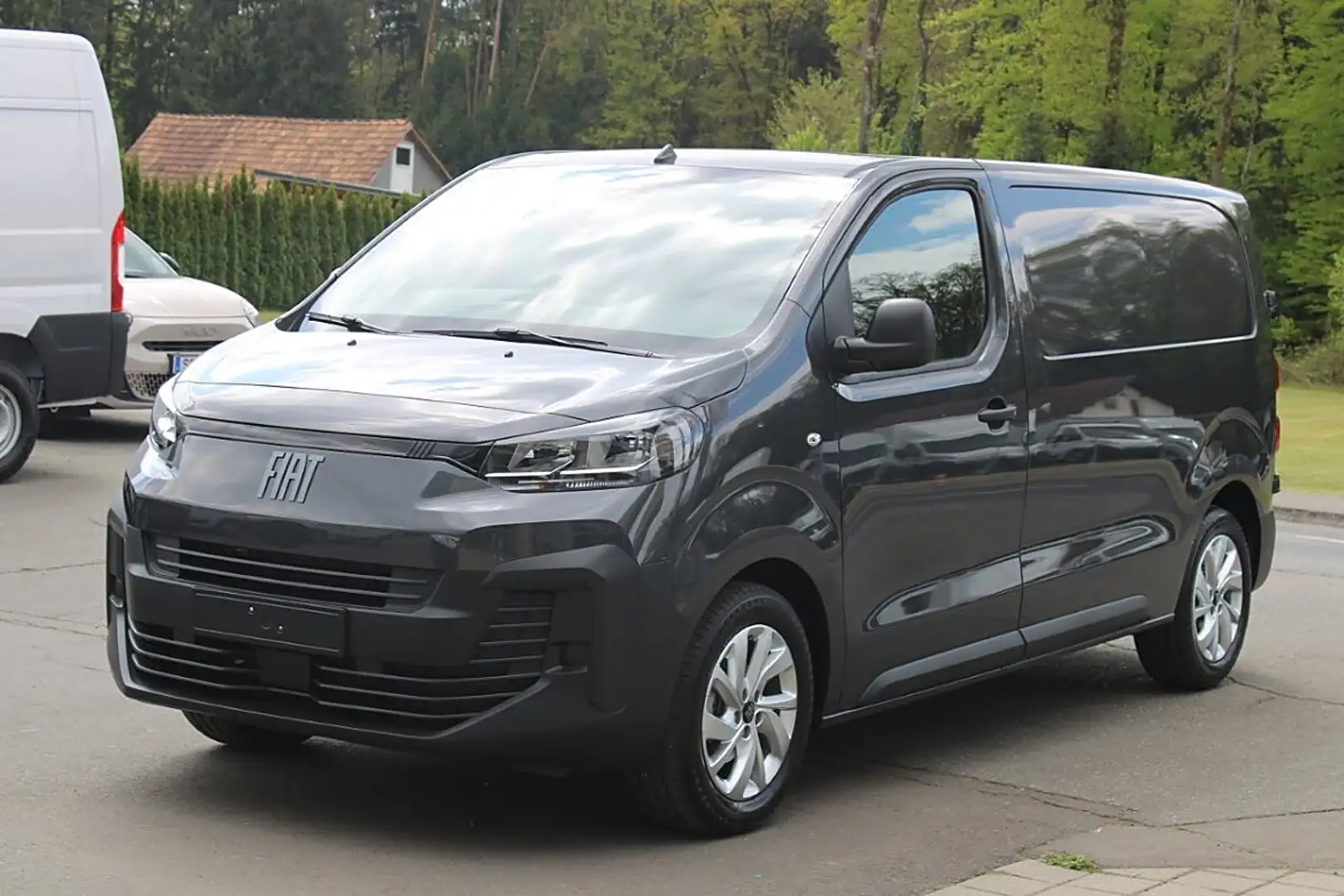 Fiat Scudo KW L2H1 120 Klima 10"AppleCarPlay Tempoma... Grau - 1