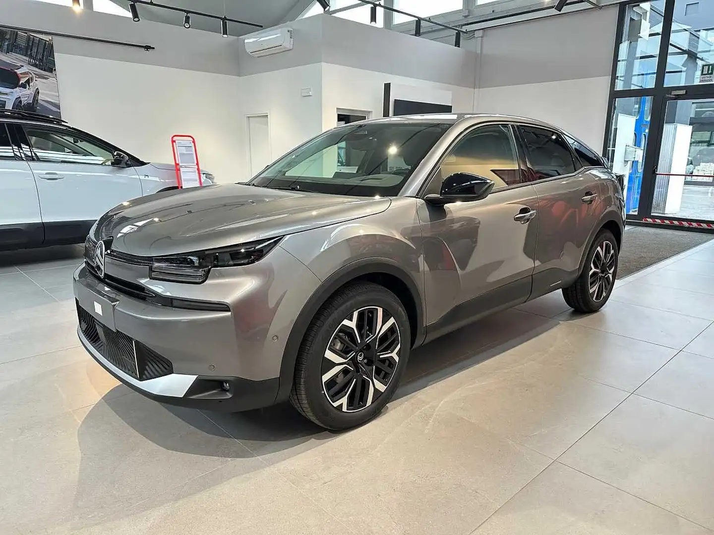 Citroen C4 Hybrid 136 e-DCS6 Max Grigio - 2