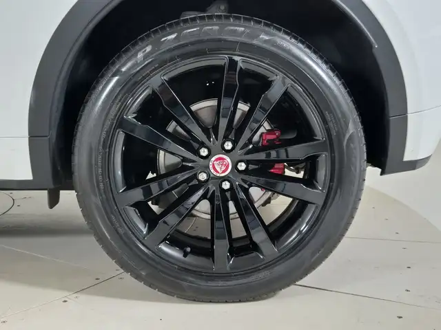 Jaguar E-Pace view 9