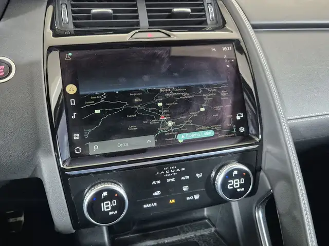 Jaguar E-Pace view 12
