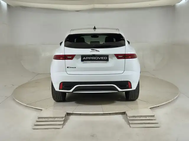 Jaguar E-Pace view 7