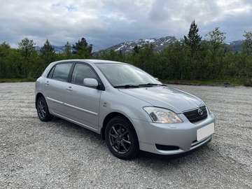 Corolla 115 D-4D Linea Terra