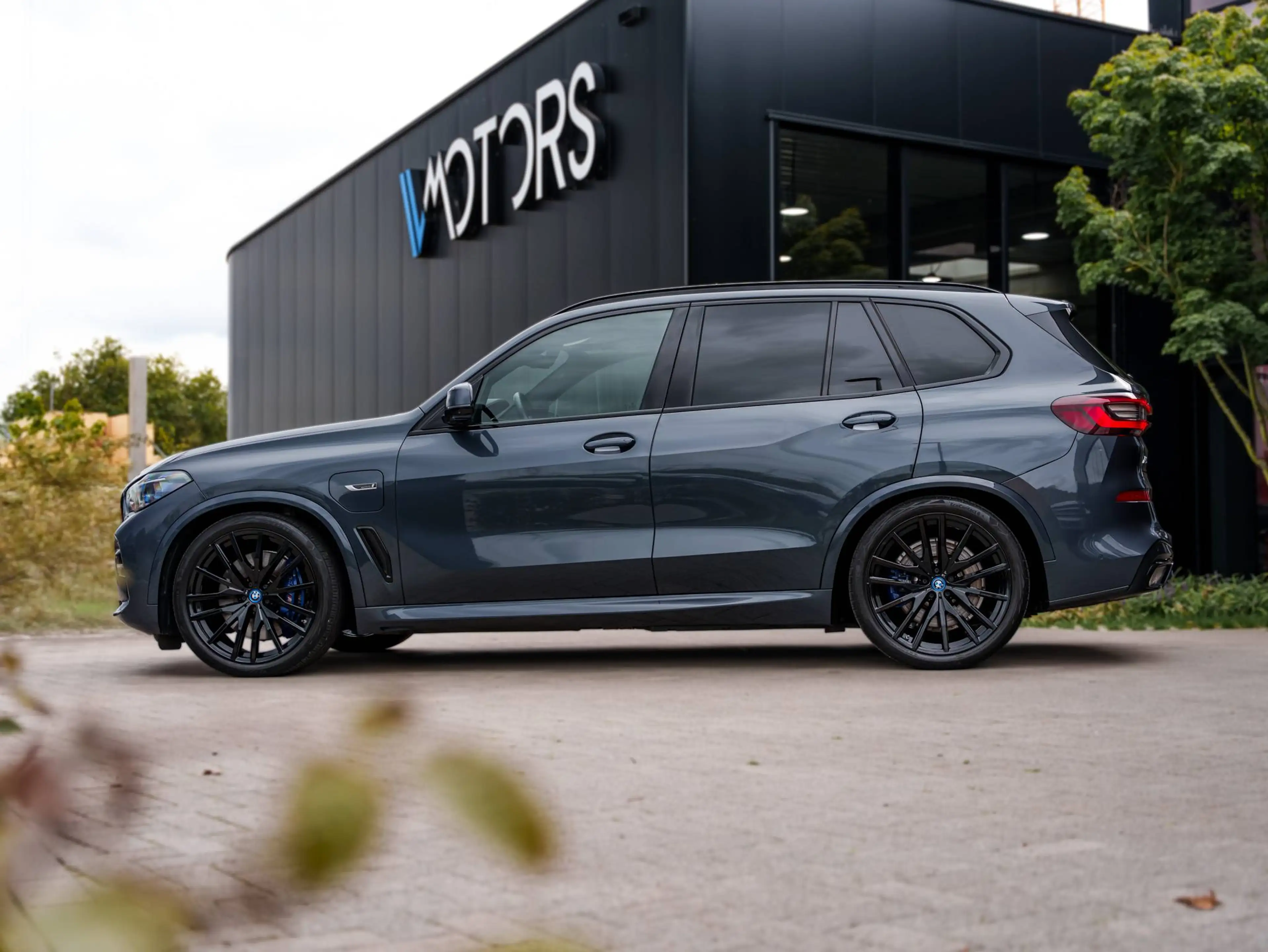 BMW X5 PHEVxDrive45e - M Sport - Luchtvering - Trekhaak - Driving Assist Pro - Laser - 360° - HUD - 22" — photo 3