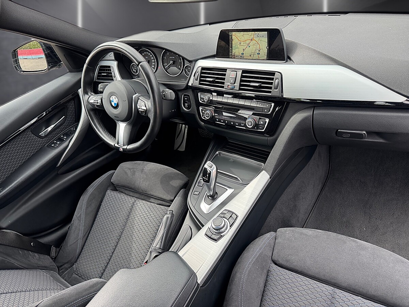 BMW 318 d M Sport Aut. — photo 11