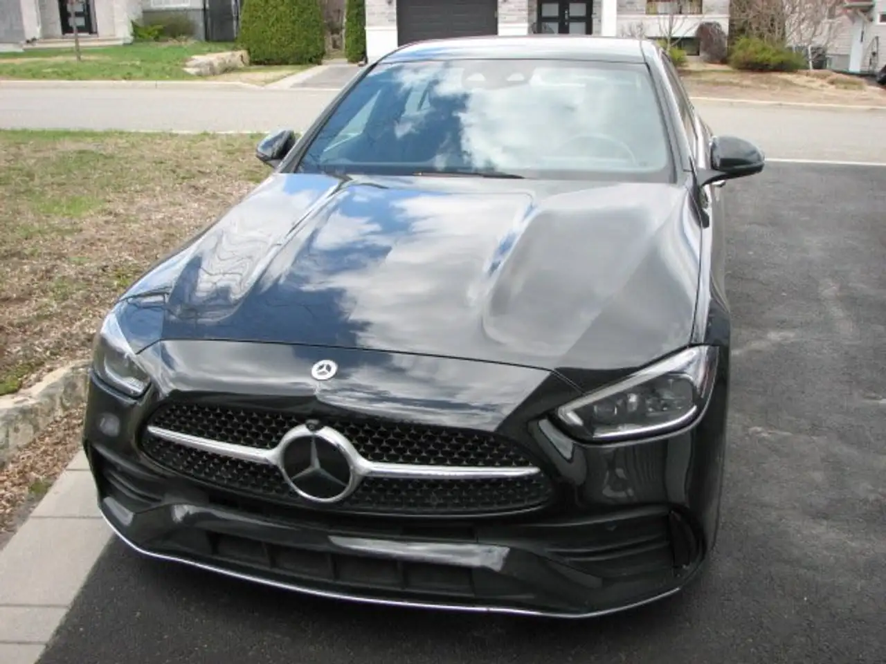 Mercedes-Benz C-Class снимка Mercedes-Benz C-Class