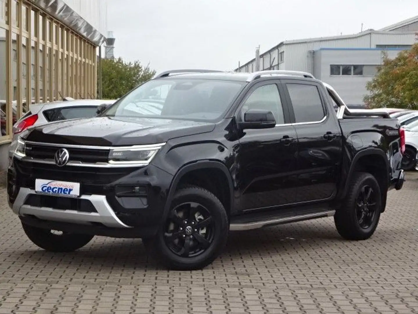 Volkswagen Amarok Doka V6 241PS Autm. Style 4Motion Schwarz - 2